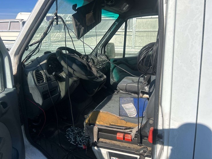 2002-dodge-2500-image-7