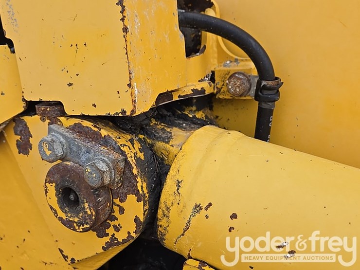 2018-komatsu-d61pxi-24-image-41