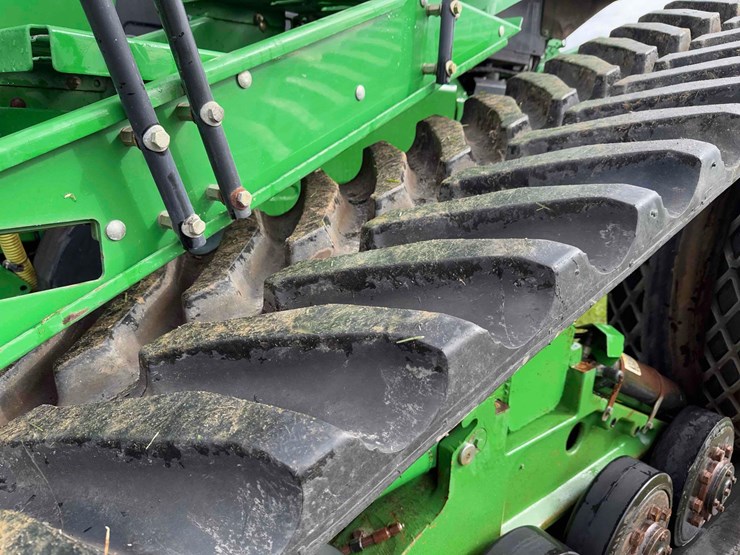 2005-john-deere-8520t-image-13