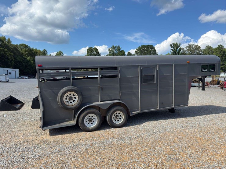 valley-trailer-image-8