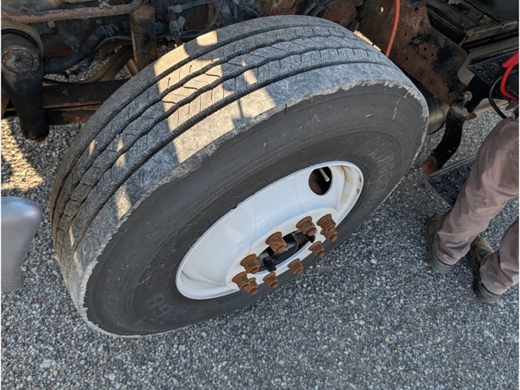 international-durastar-4300-image-13