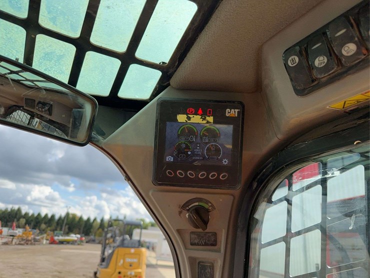 caterpillar-259d-image-37