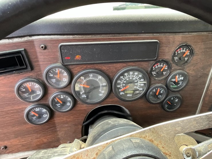 western-star-4700sb-image-30