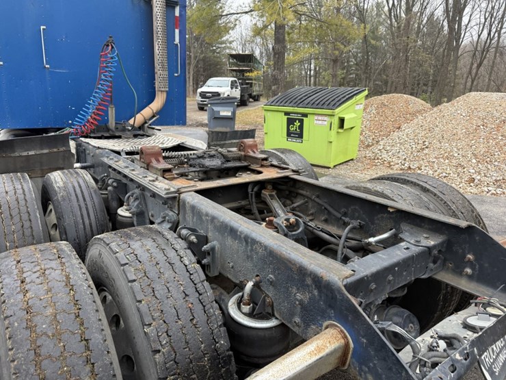 2003-kenworth-t800-image-36