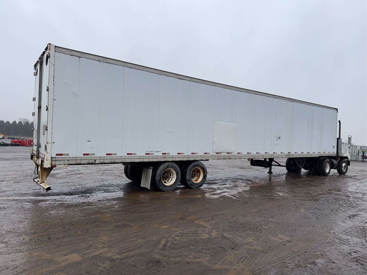 2005-strick-trailer-image-3