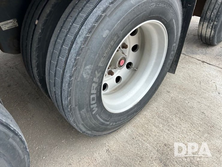 2015-wilson-hopper-bottom-image-18