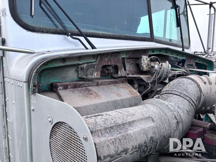 1995-kenworth-t800-image-74