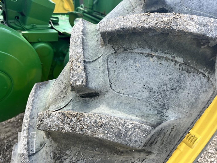 john-deere-630-image-9