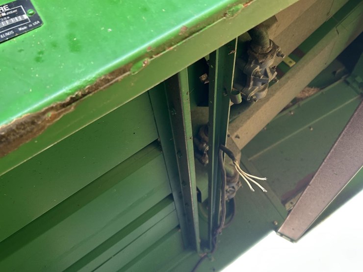 1997-john-deere-9600-image-39