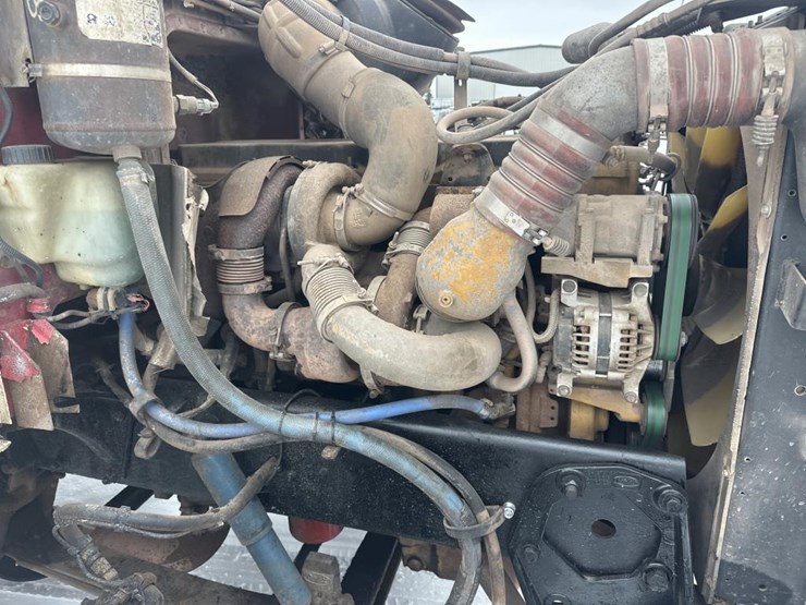 2007-peterbilt-385-image-43