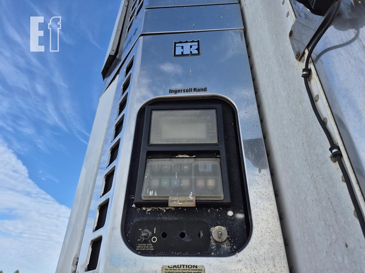 2002-utility-3000r-image-18