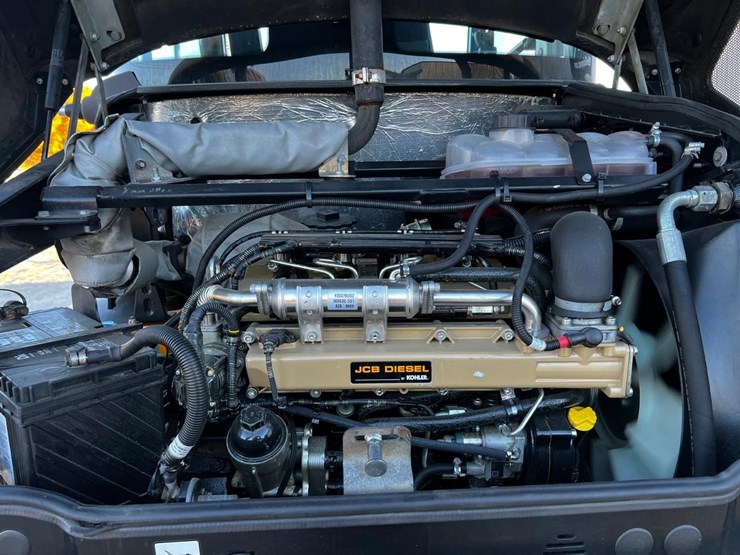 2018-jcb-409-image-16