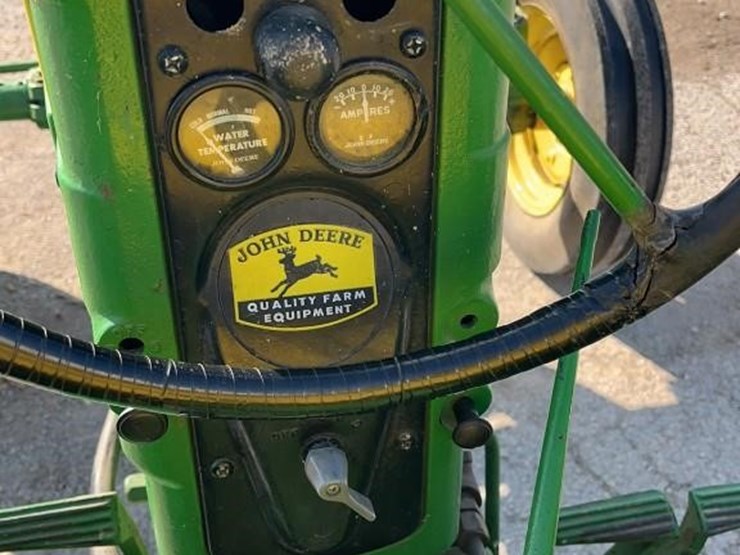 john-deere-420u-image-14