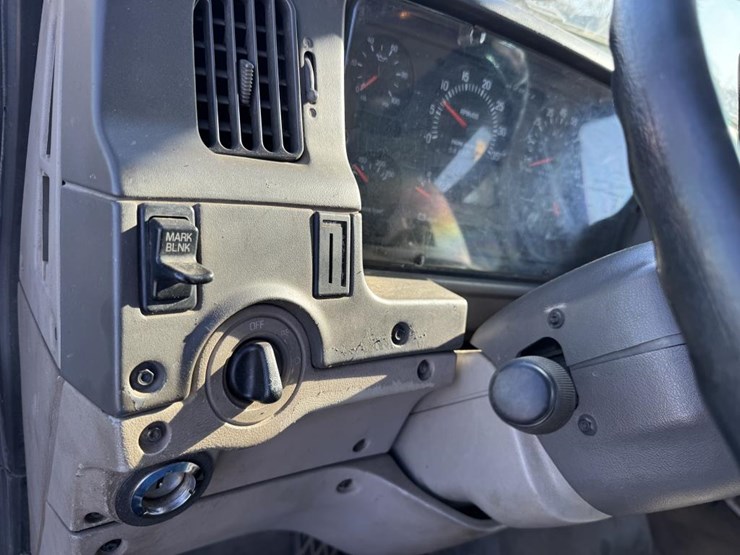 2002-vactor-2100-image-90