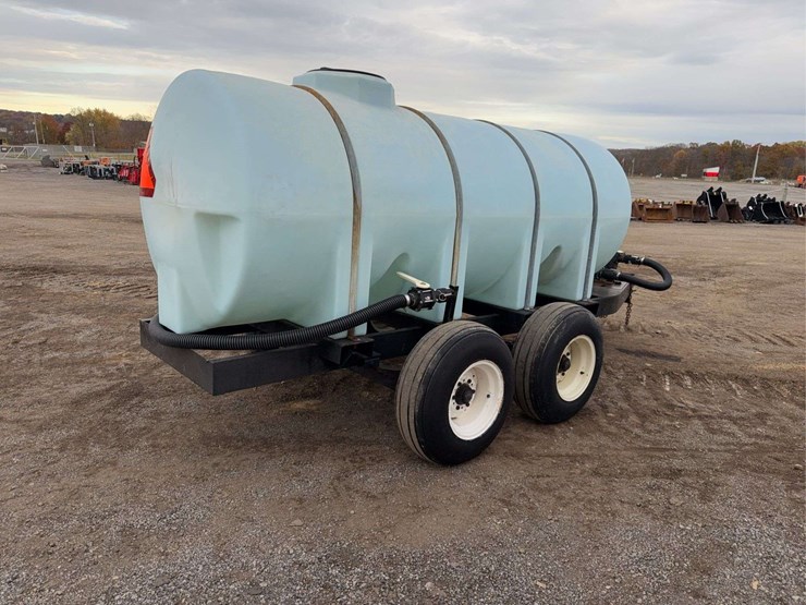 clark-nurse-tank-image-3