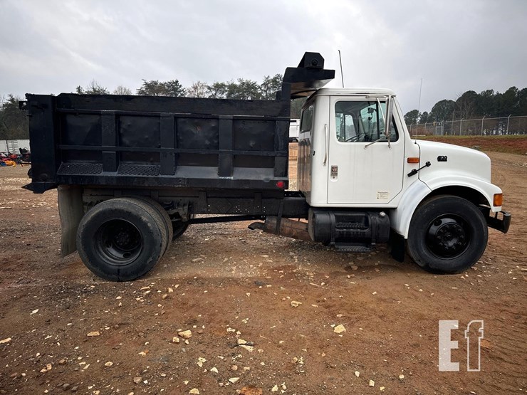 international-4700-image-6