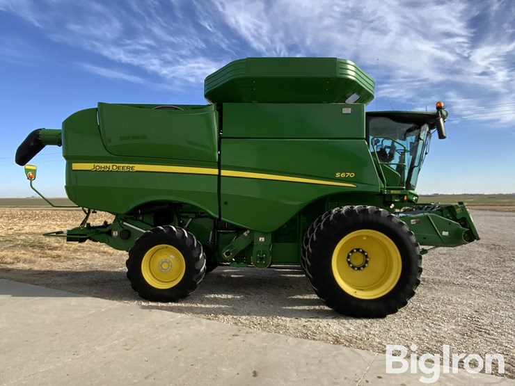 john-deere-s670-image-4