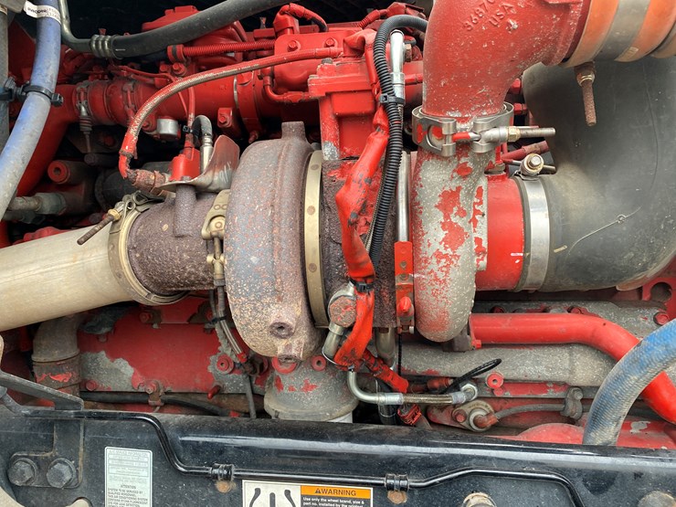 peterbilt-567-image-23