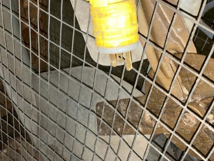 #604-•-electric-box-fan-image-11