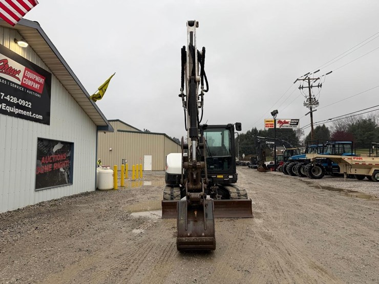 2020-bobcat-e85-image-8