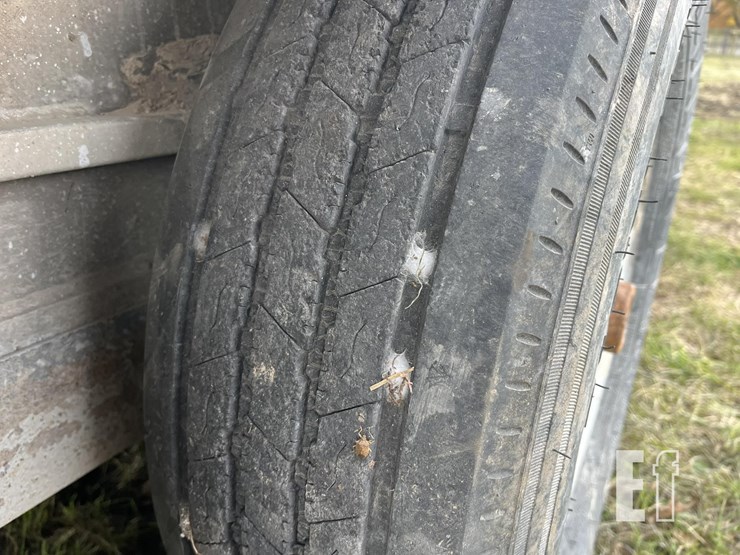 2016-hillsboro-24-ft-x-84-in-image-8