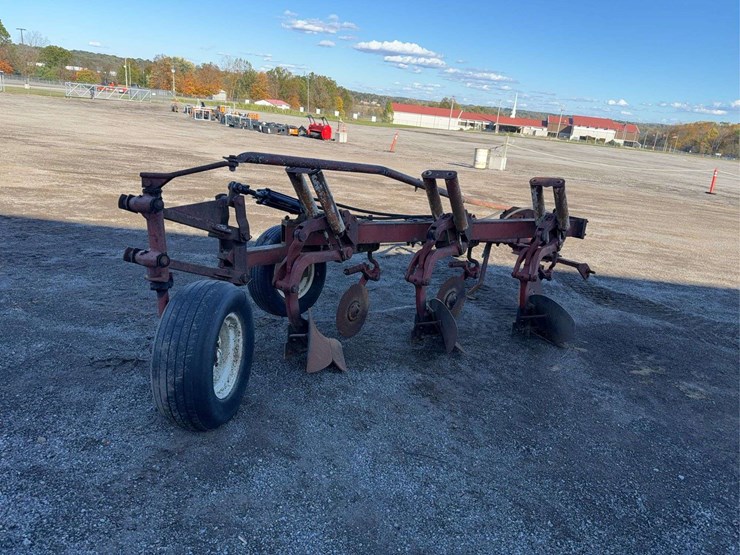 international-3-image-3