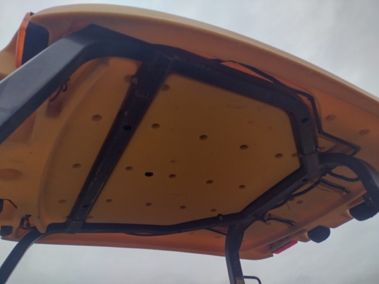 john-deere-110-image-14