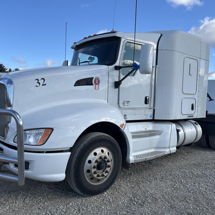 2013 KENWORTH T660