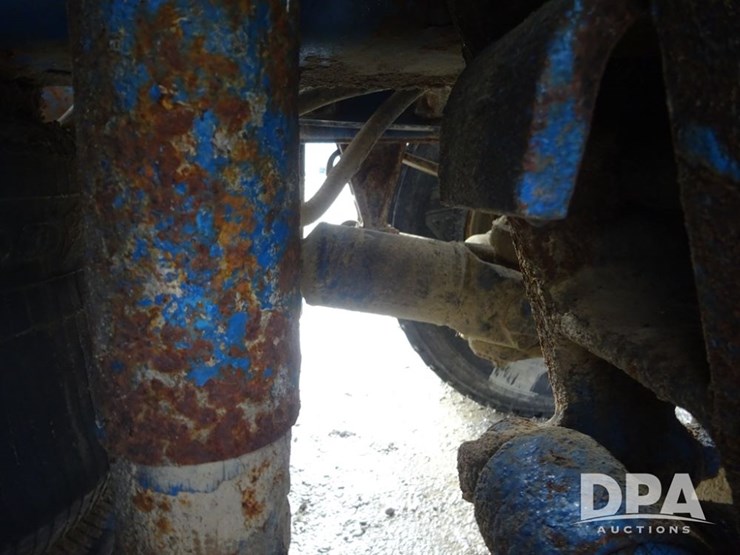 2003-international-8100-image-48