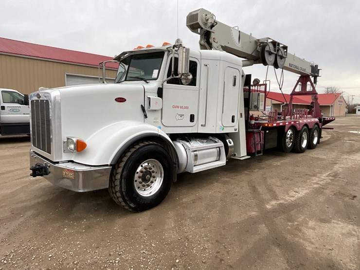 2015-peterbilt-365-image-3