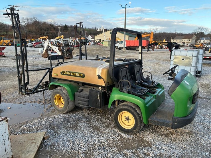 john-deere-gator-image-6
