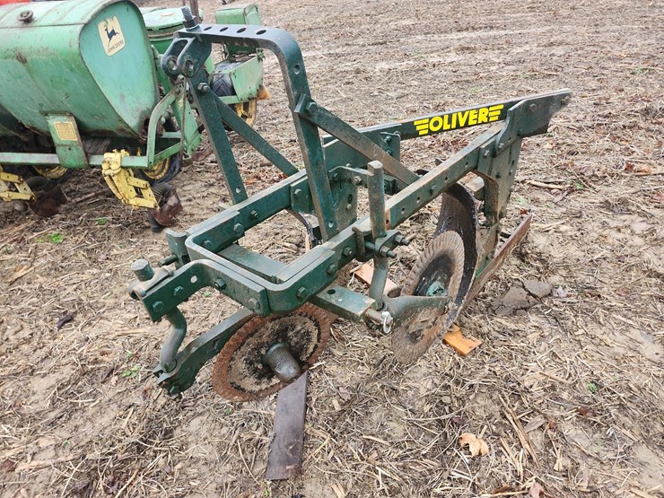 oliver-plow,-2btm-image-1