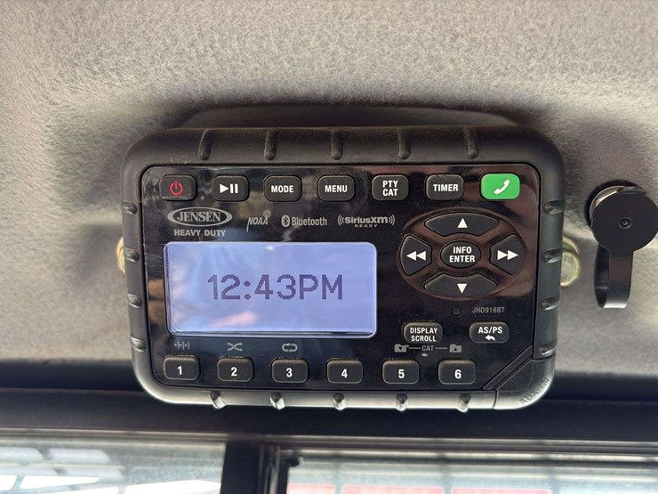 2021-case-dl550-image-64