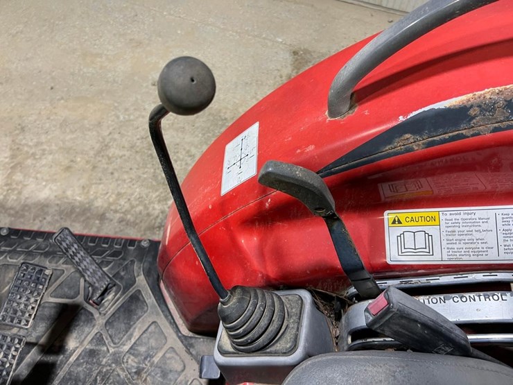 massey-ferguson-1533-image-26