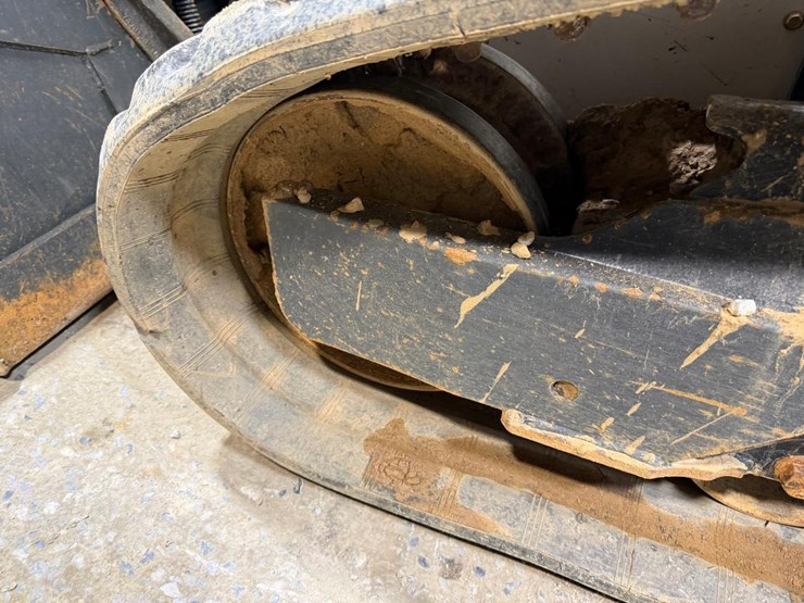 2023-bobcat-t76-image-13