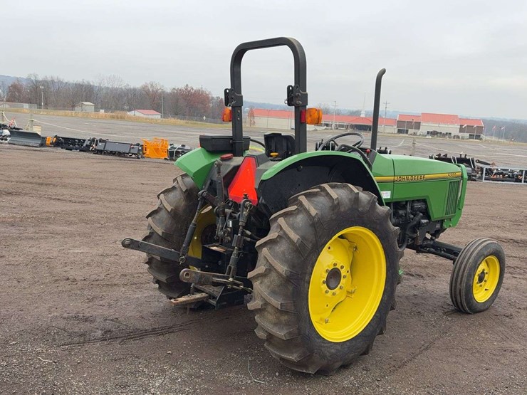 john-deere-5200-image-3