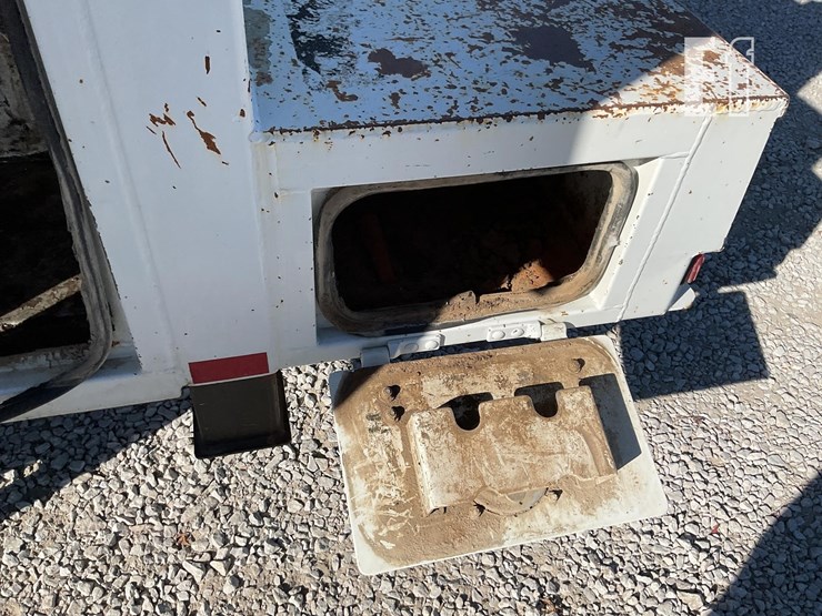 peterbilt-337-image-44