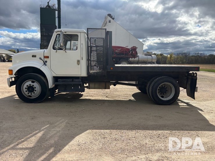 2000-international-4700-image-11