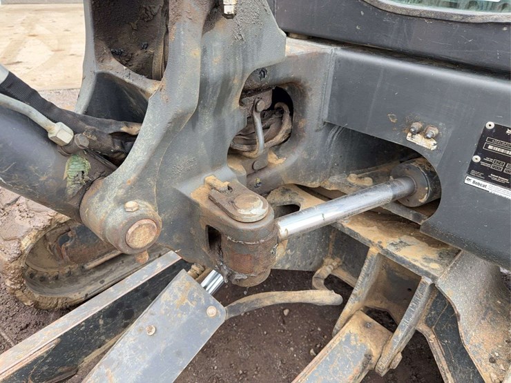 2020-bobcat-e42-image-44