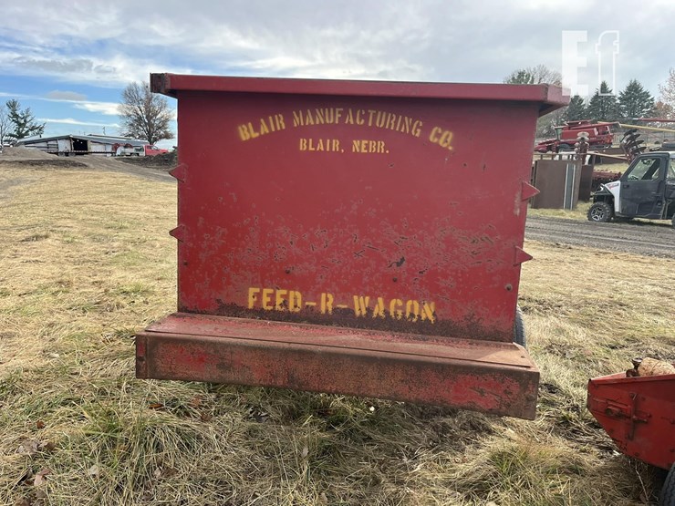 blair-feed-r-wagon-image-7