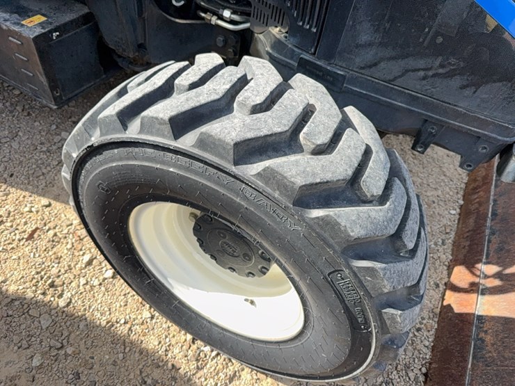 new-holland-workmaster-105-image-34