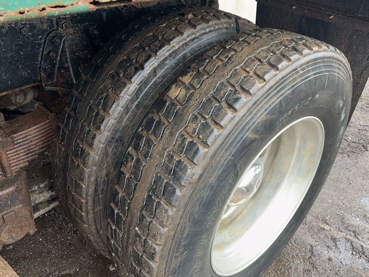 1989-kenworth-t800-image-5