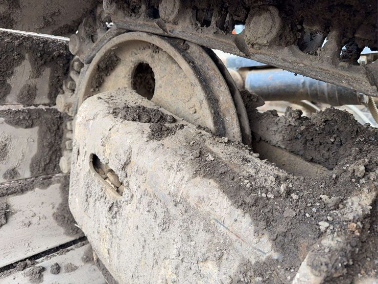 2012-komatsu-pc138-image-10