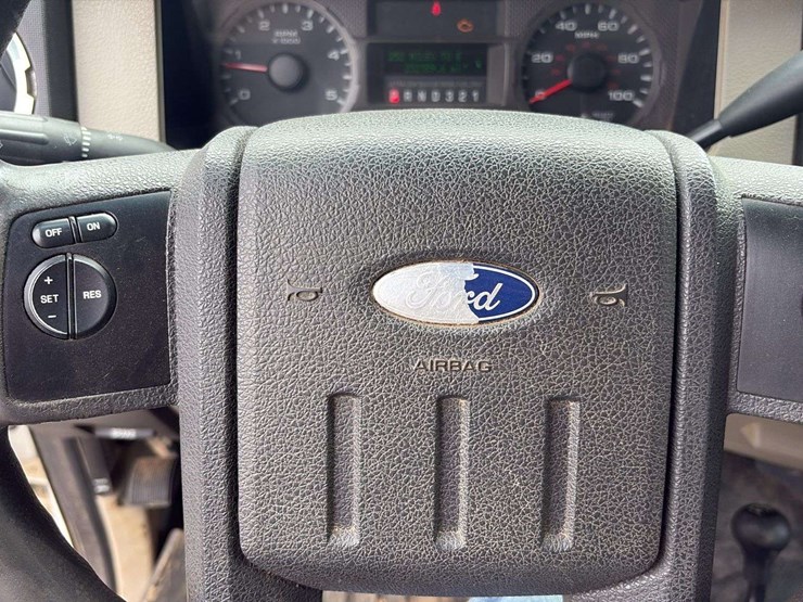 2008-ford-f350-image-34