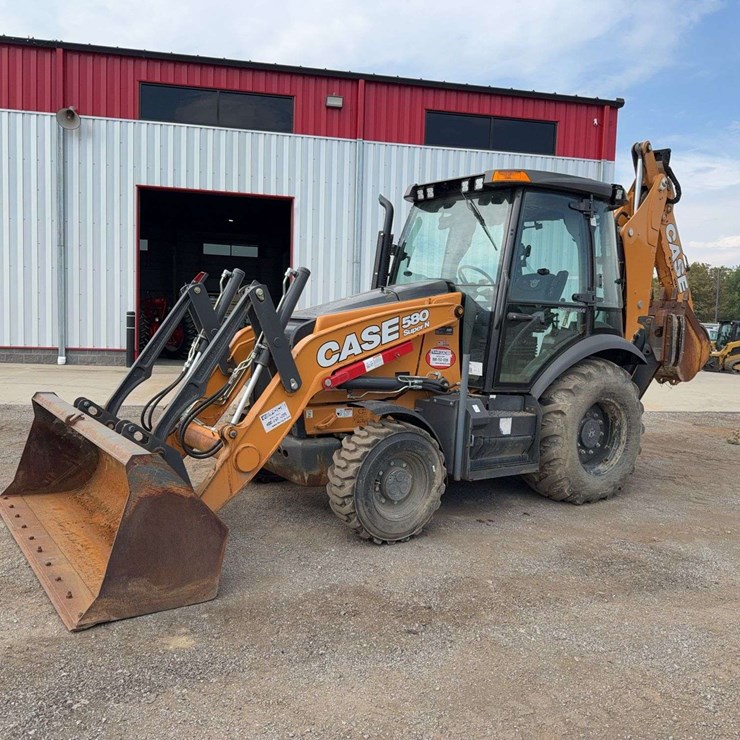 CASE 580SN