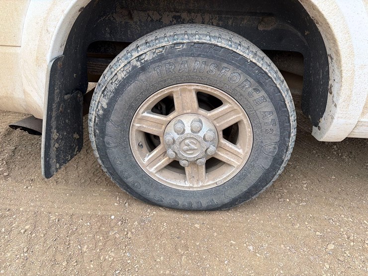 2012-dodge-2500-image-15