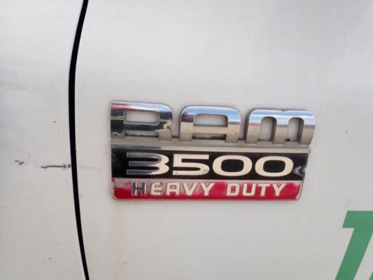 dodge-ram-3500-image-10