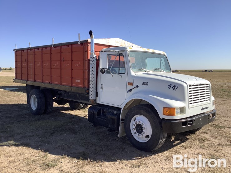 international-4700-image-3