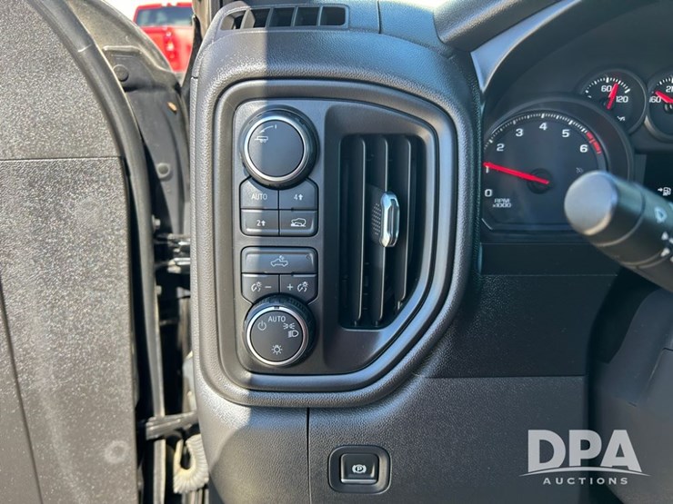 2021-chevrolet-silverado-1500-image-29