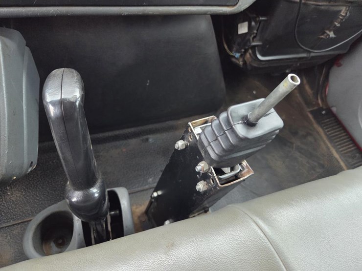 international-durastar-4300-image-56